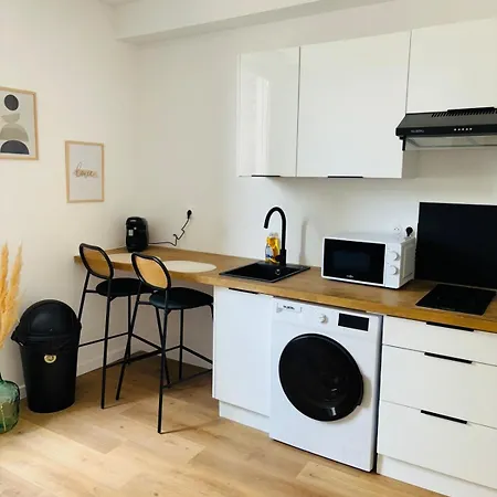 Le 32 - Renove - Centre Apartment